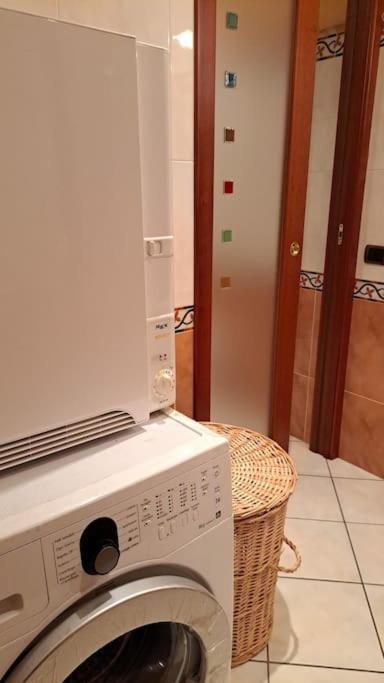 Ferienwohnung Live The History- A Due Passi Dal Castello Ferrara Exterior foto